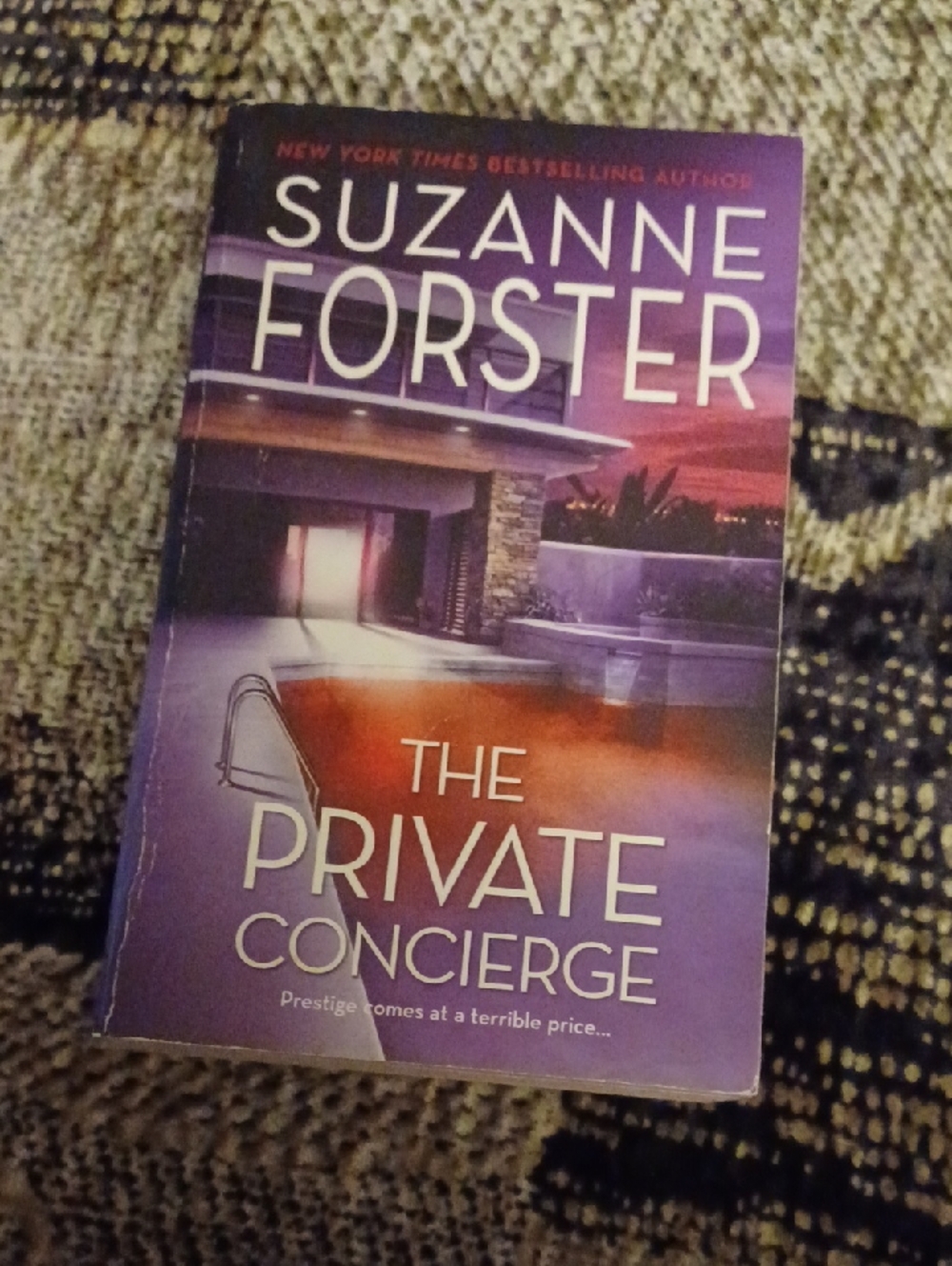 $4 Add-on Suzanne Forster "The Private Concierge" - Paperback Novel